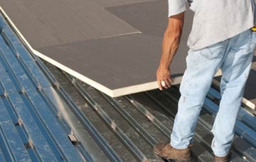 benefits of insulating Waun flat roofing