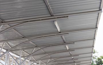 installing Waun metal roofing